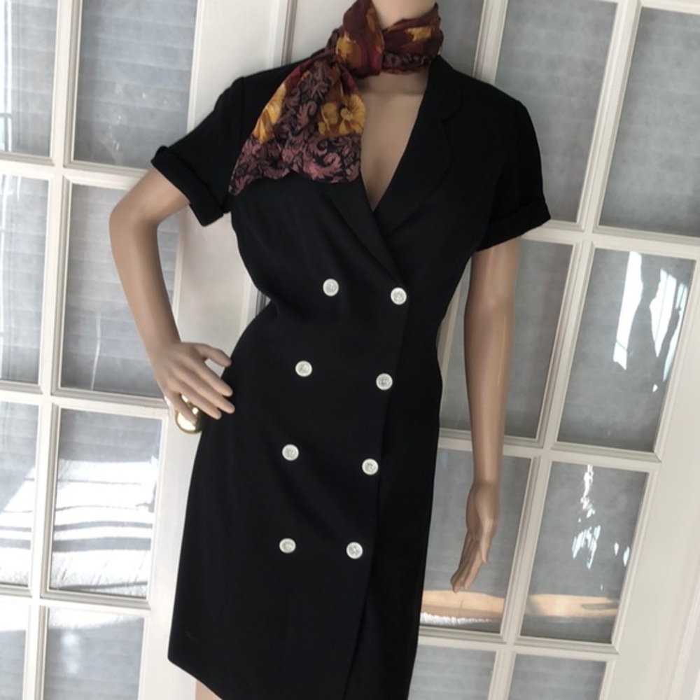 Ann Taylor vintage classic blk button wrap dress